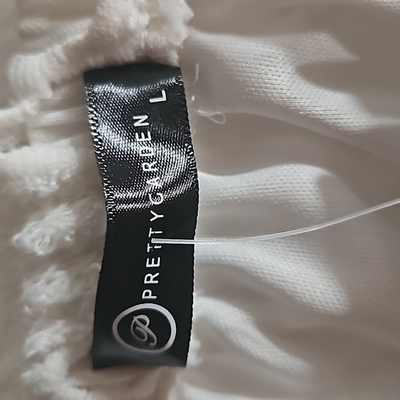 Pretty Garden Floral Lace Cutout Off Shoulder Dress NWT - Picture 10 of 10